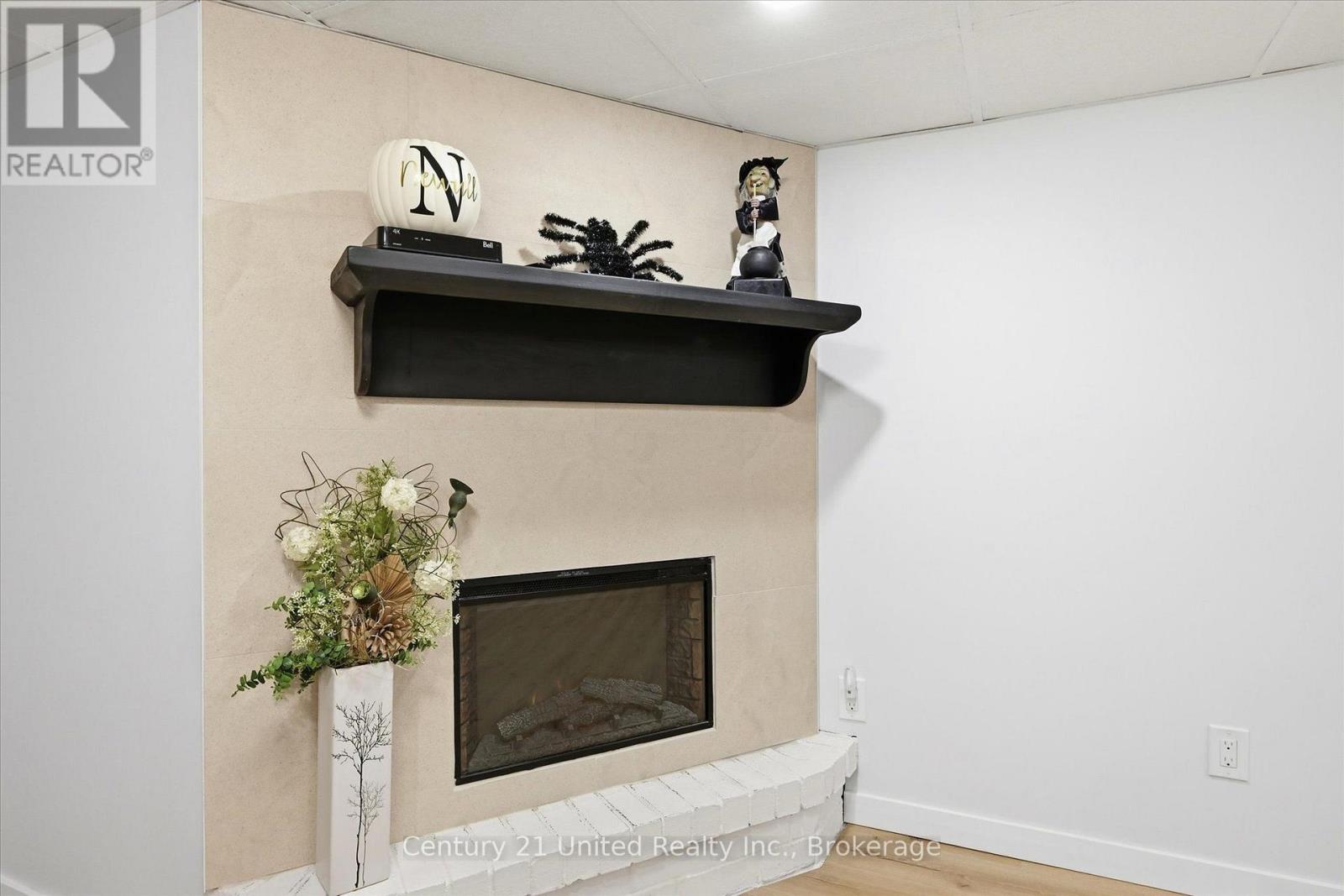 151 Elizabeth Avenue — photo 32
