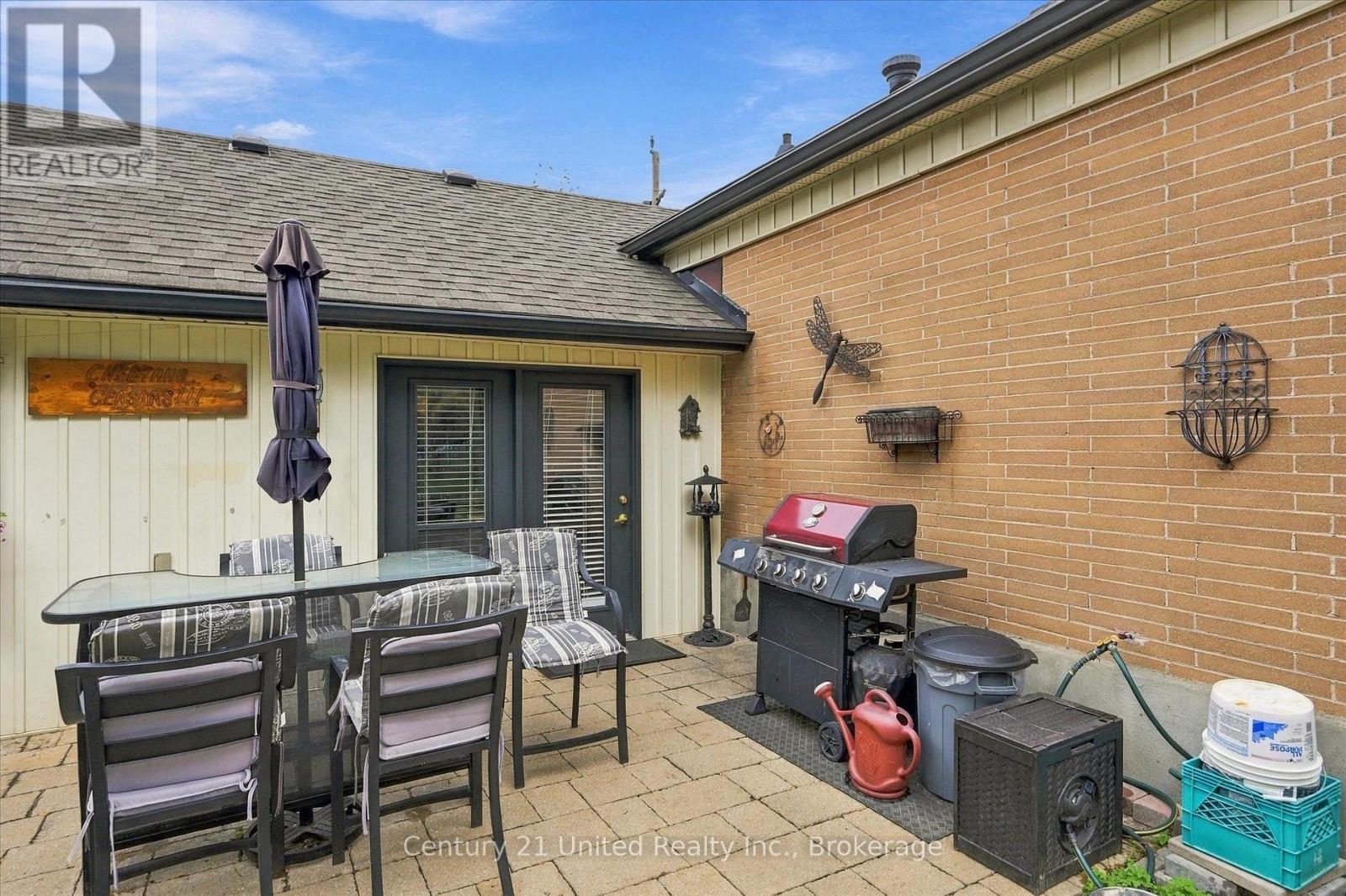 151 Elizabeth Avenue — photo 38