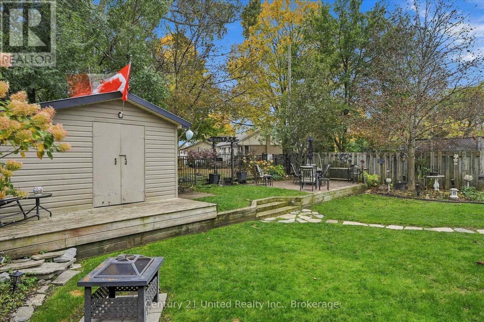 151 Elizabeth Avenue — photo 47