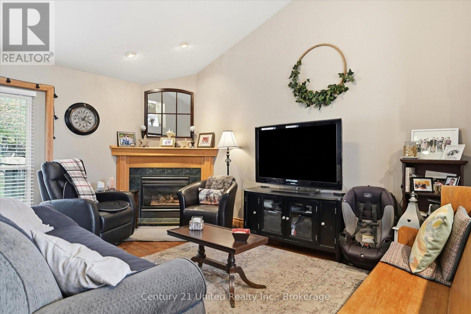 151 ELIZABETH AVENUE, Peterborough (Northcrest Ward 5) — photo 7