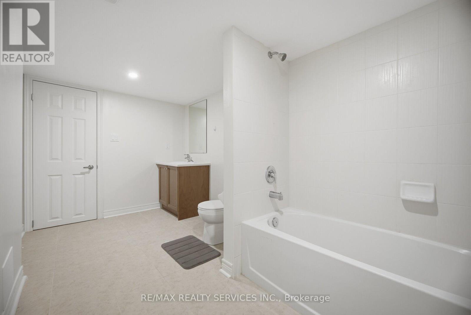 1221 JIM BREWSTER CIRCLE - 41