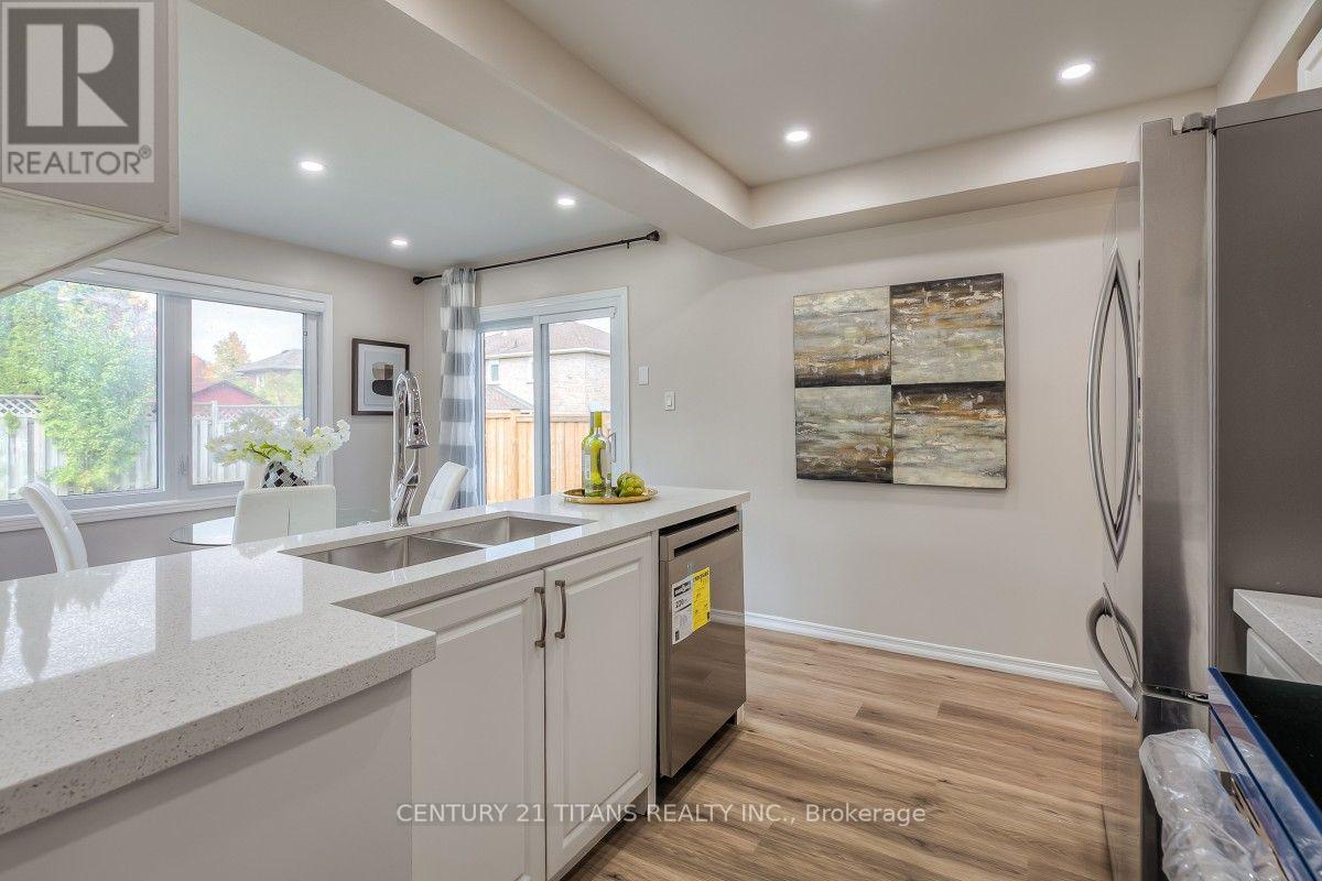 20 Millstone Crescent, Whitby, ON photo 13