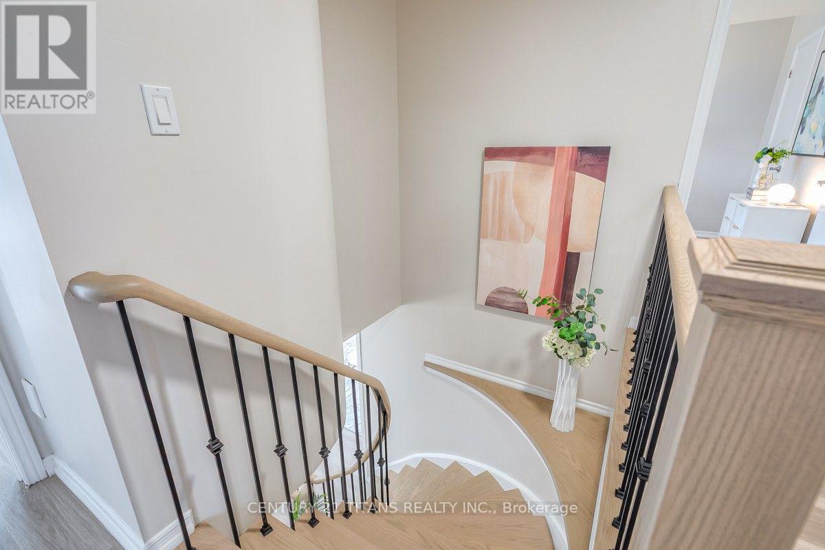 20 Millstone Crescent, Whitby, ON photo 21