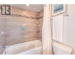 20 Millstone Crescent, Whitby, ON L1R1T4 Photo 32