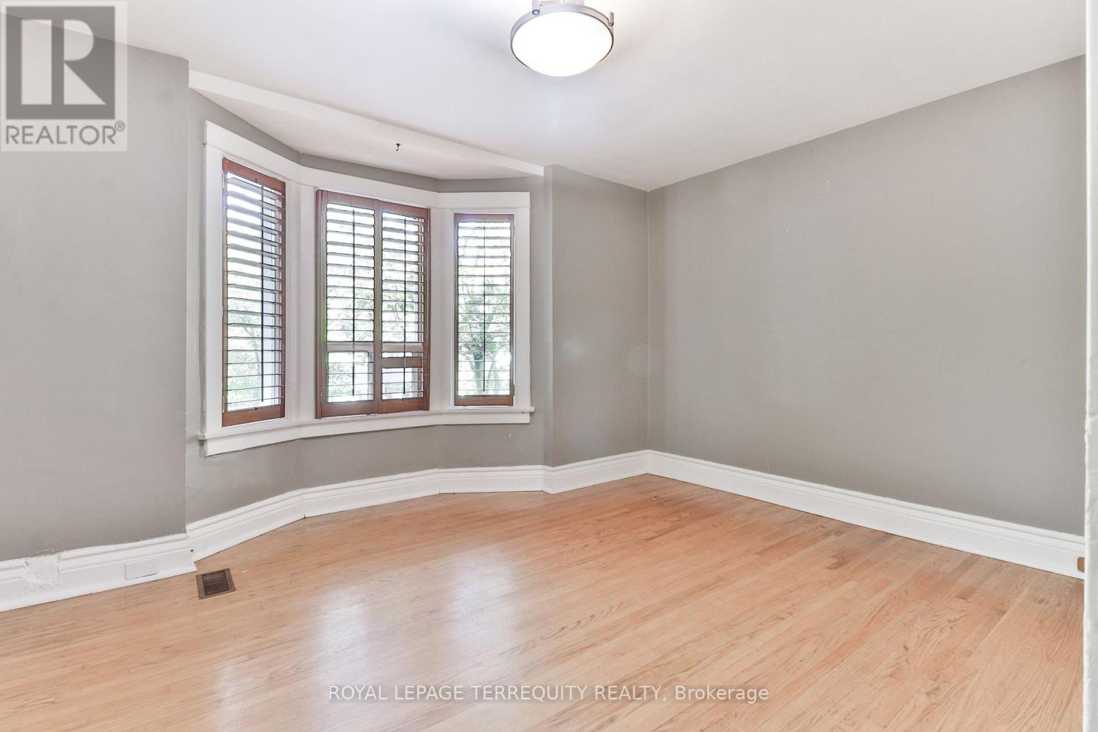 312 Kenilworth Avenue, Toronto, ON photo 34
