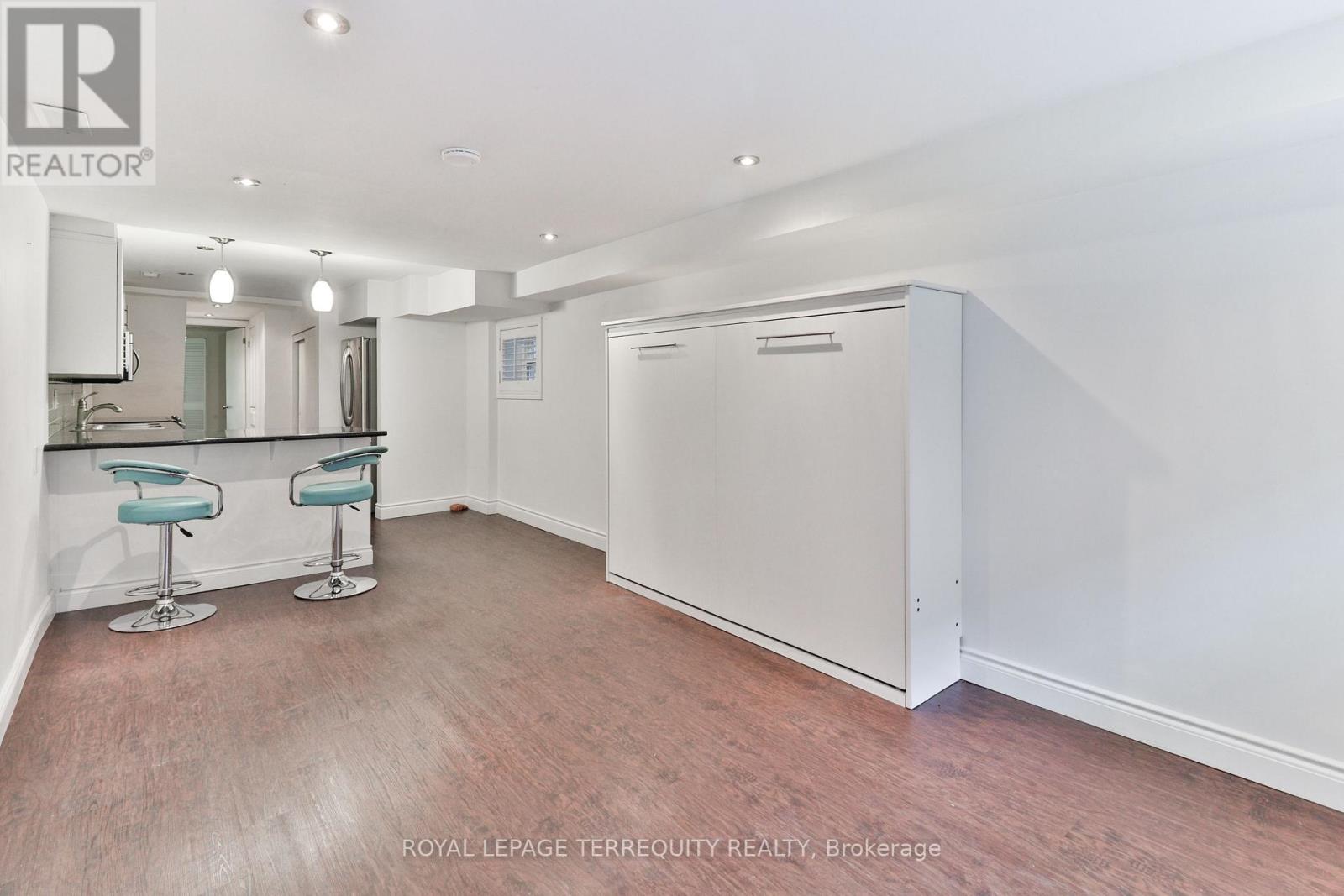 312 Kenilworth Avenue, Toronto, ON photo 37