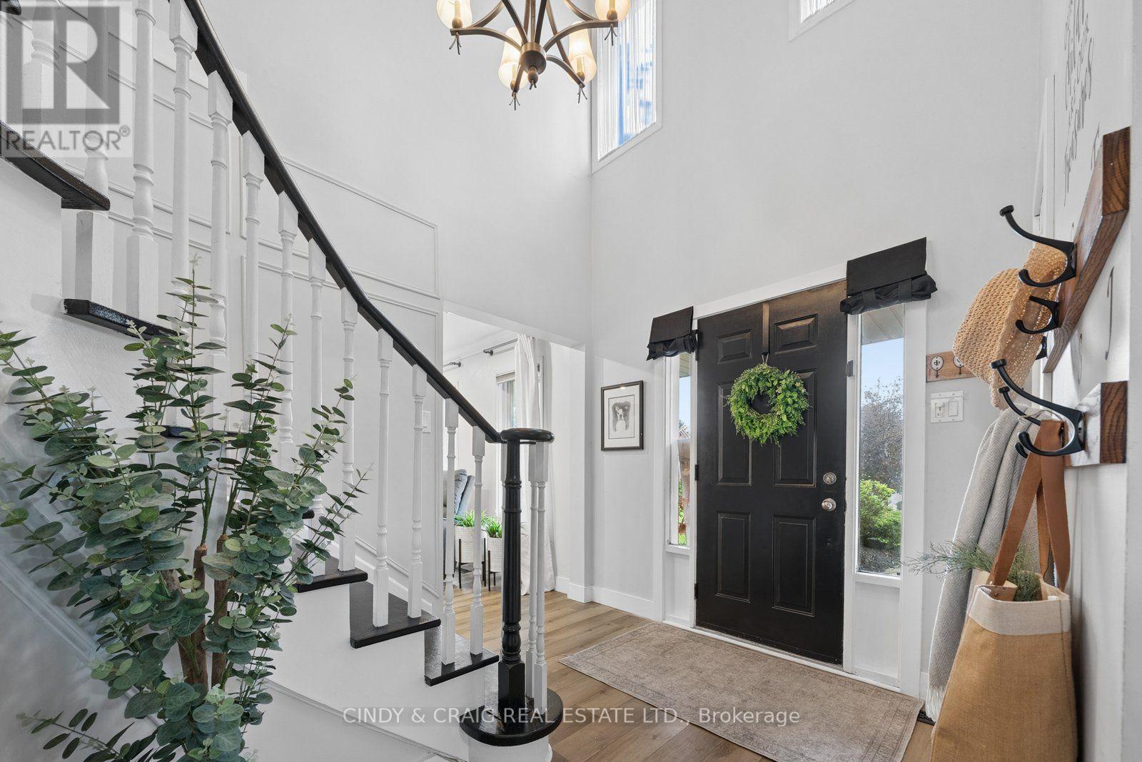 5 GRADY DRIVE, Clarington (Newcastle) — photo 3