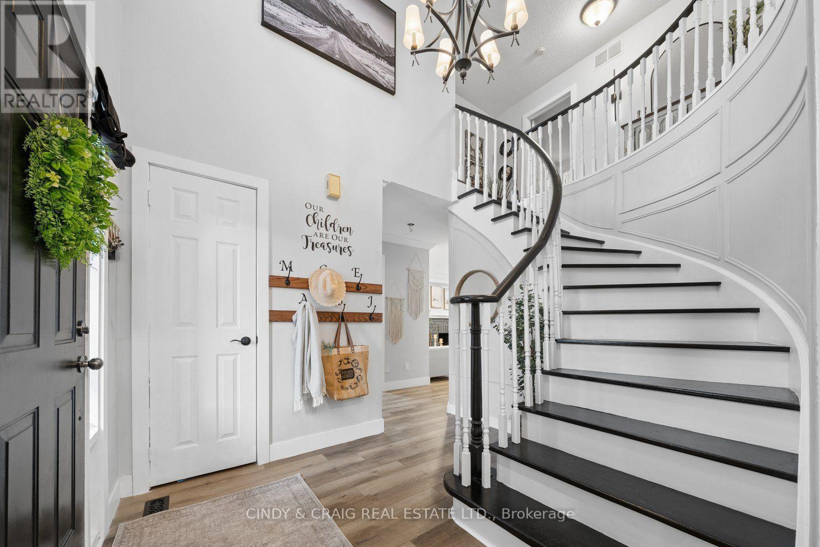 5 GRADY DRIVE, Clarington (Newcastle) — photo 4