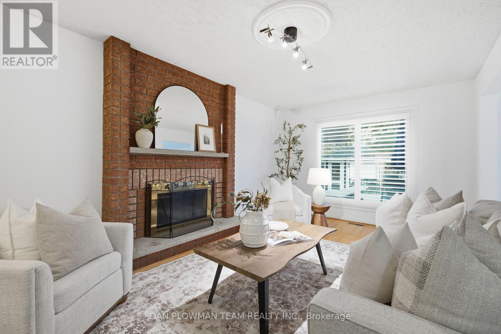 1603 Dellbrook Avenue, Pickering, ON photo 17