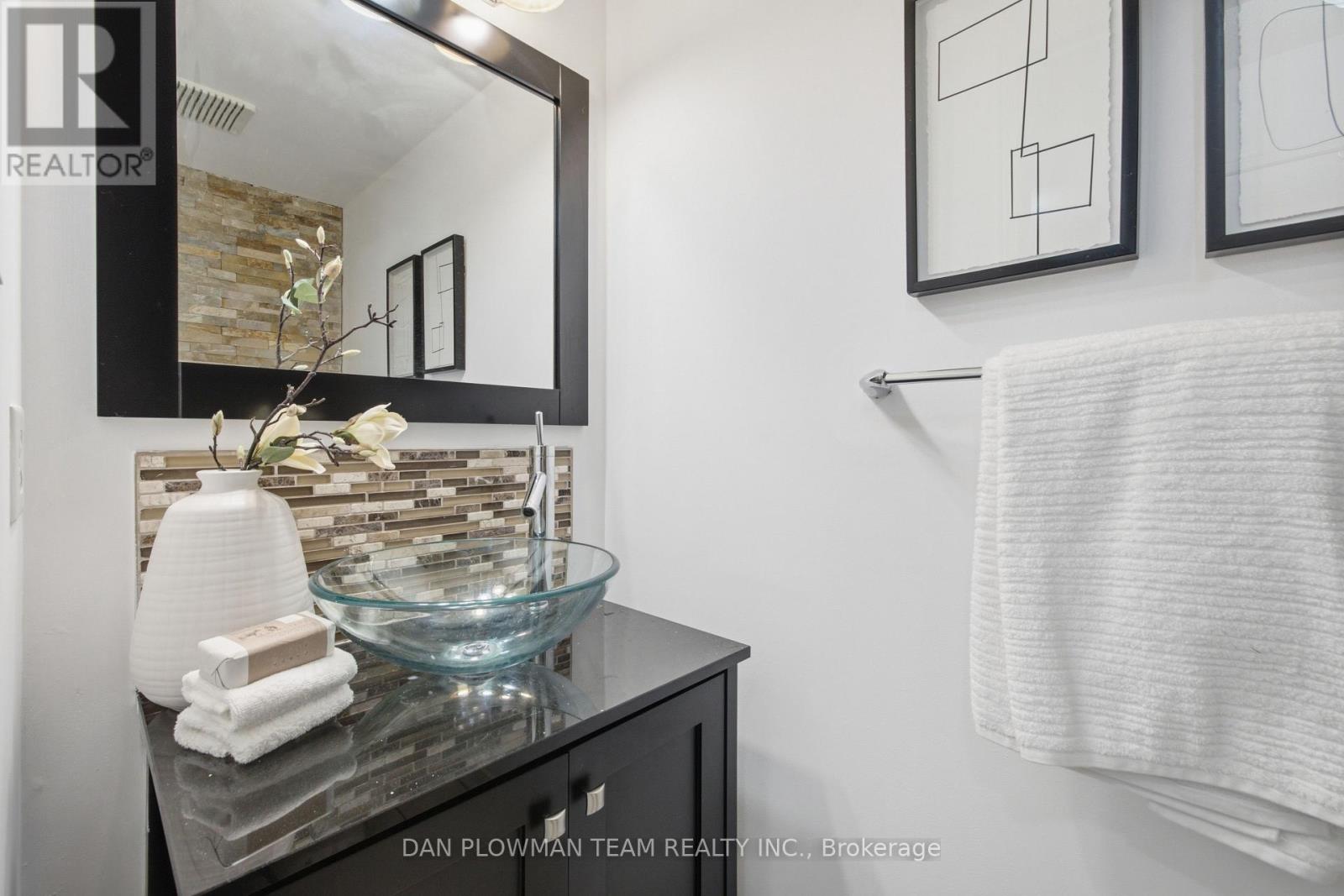 1603 Dellbrook Avenue, Pickering, ON photo 18