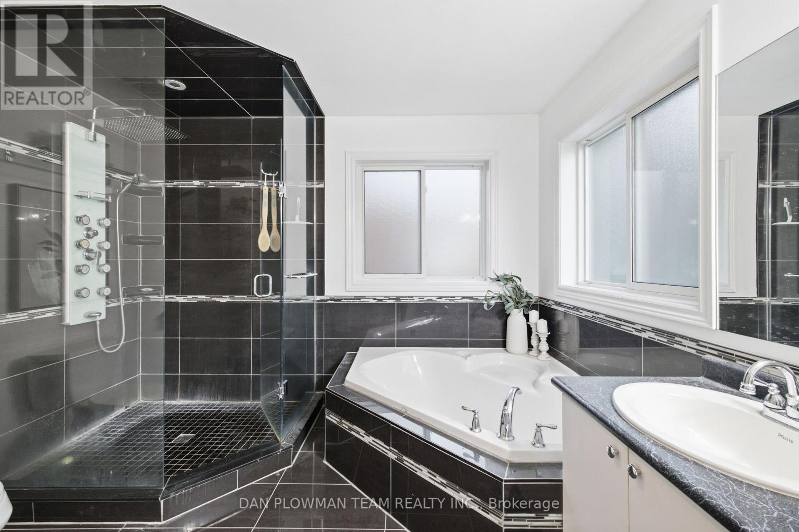 1603 Dellbrook Avenue, Pickering, ON photo 23