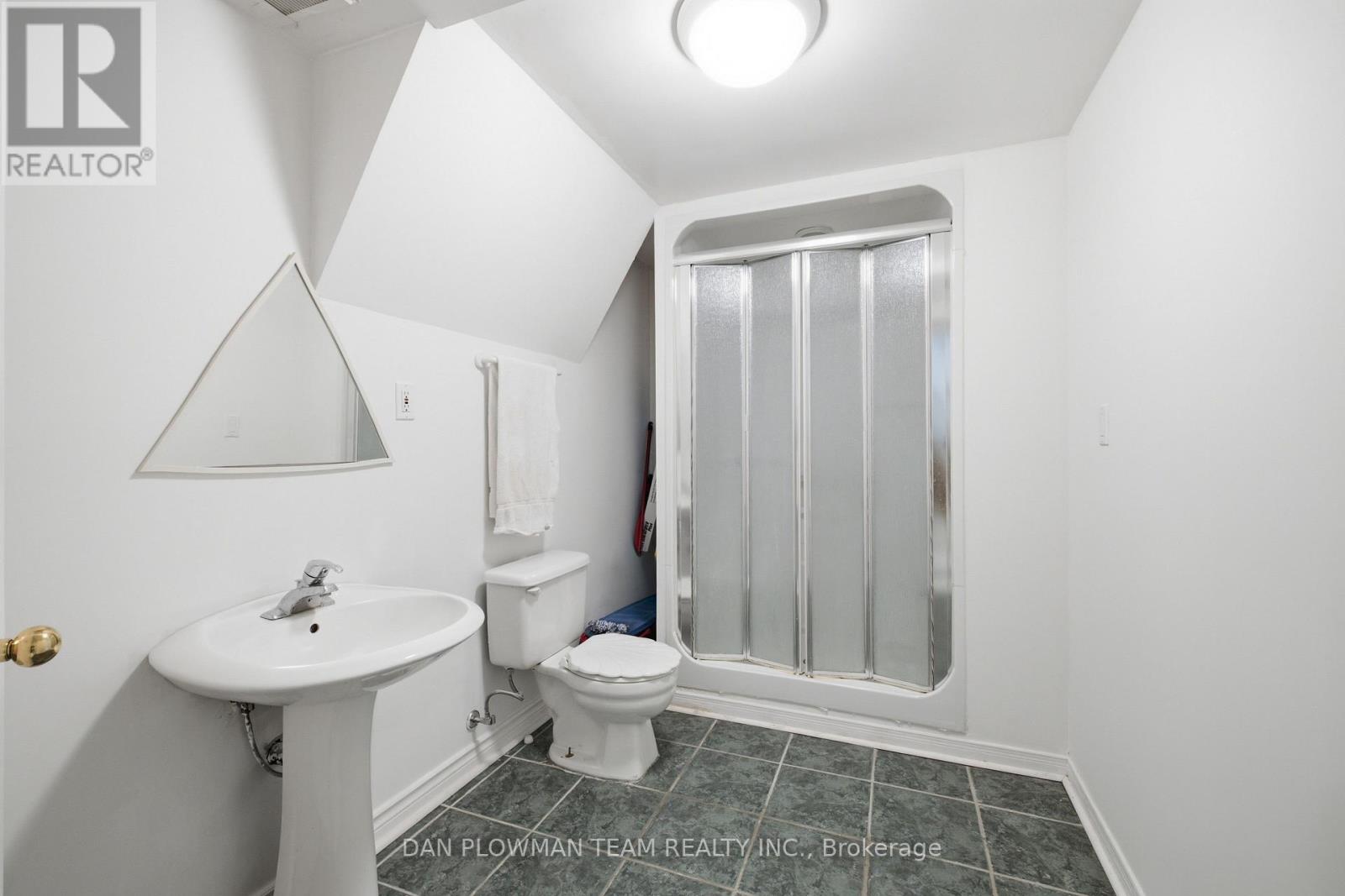 1603 Dellbrook Avenue, Pickering, ON photo 37