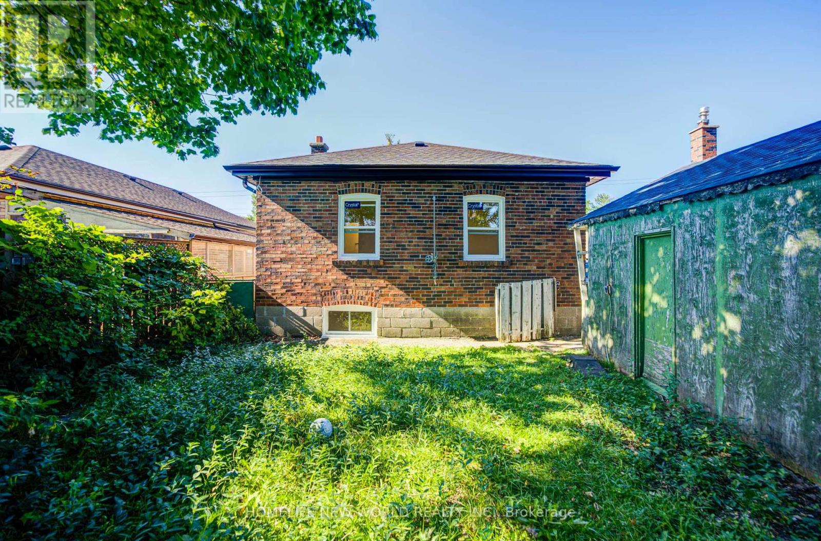 88 Ellendale Drive — photo 14
