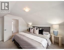 57 Yardley Avenue, Toronto, ON M4B2A9 Photo 14