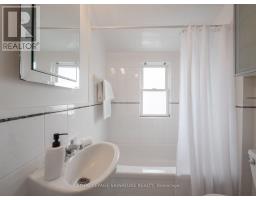 57 Yardley Avenue, Toronto, ON M4B2A9 Photo 17