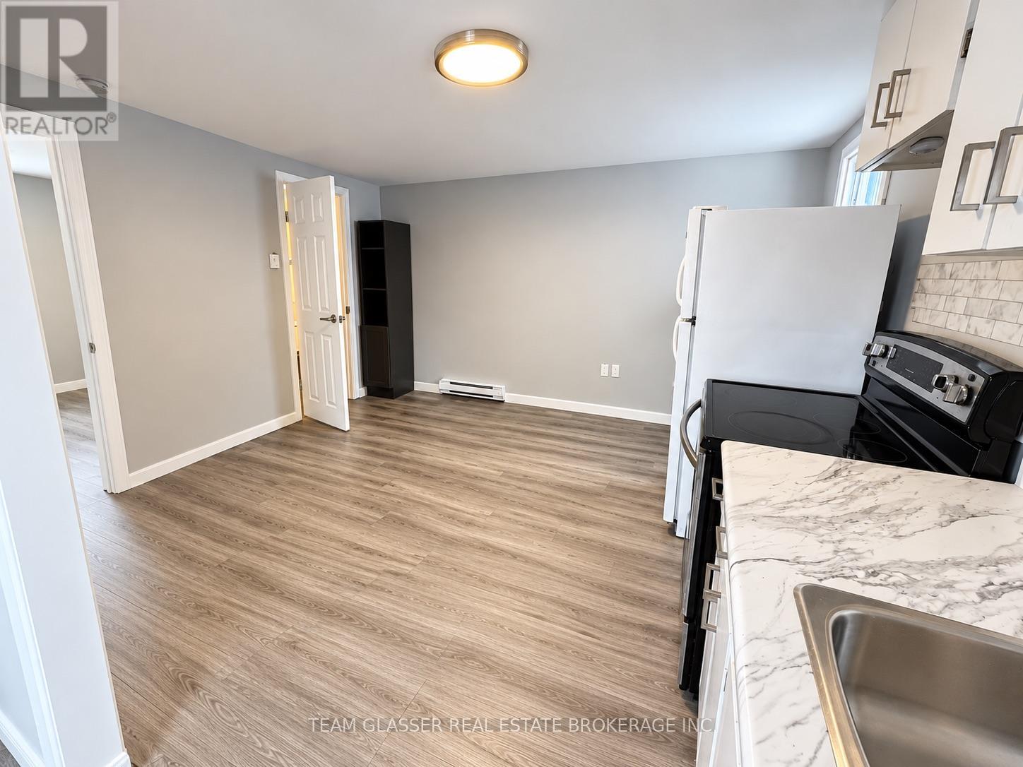 49 Paddington Avenue — photo 26