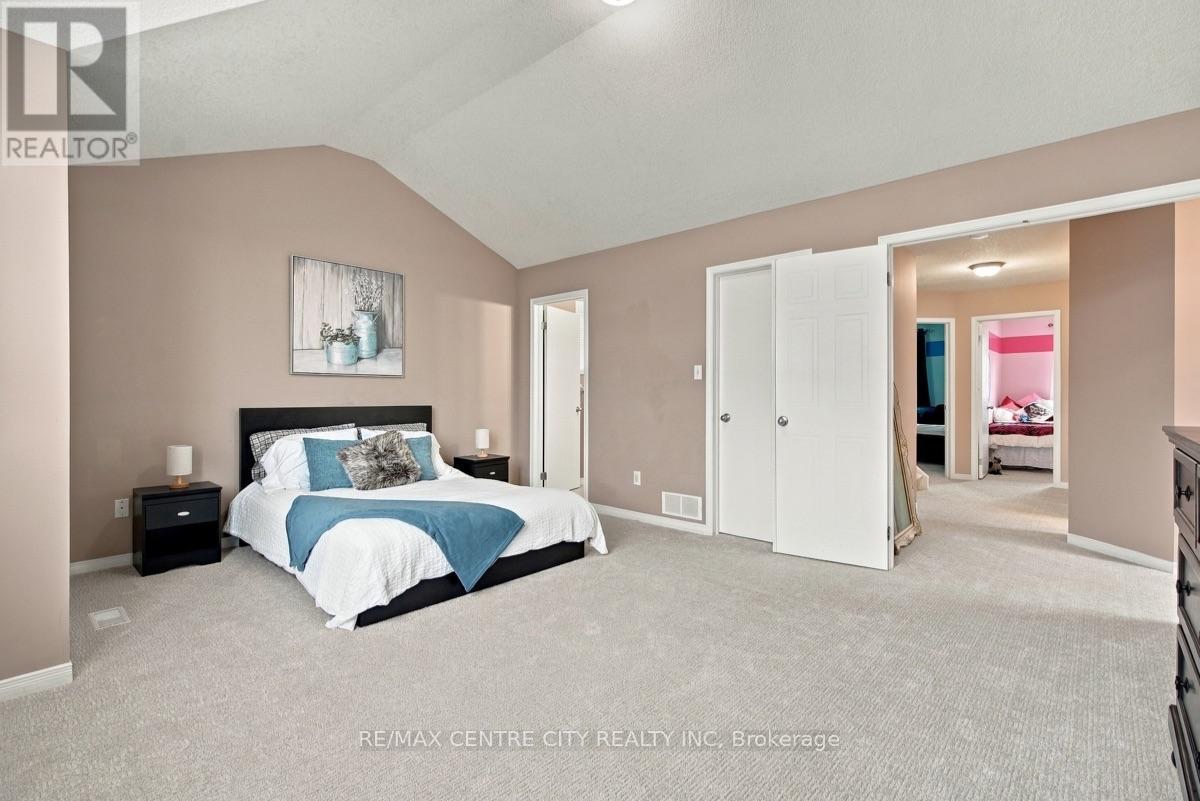 847 Whetherfield Street — photo 21