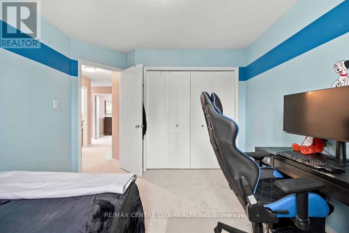 847 Whetherfield Street — photo 24