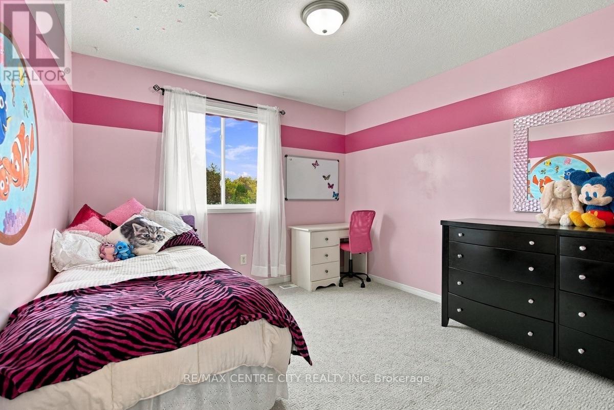 847 Whetherfield Street — photo 25