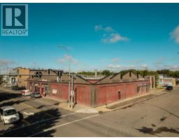 202 12c Street N, Lethbridge, AB T1H2M7 Photo 6