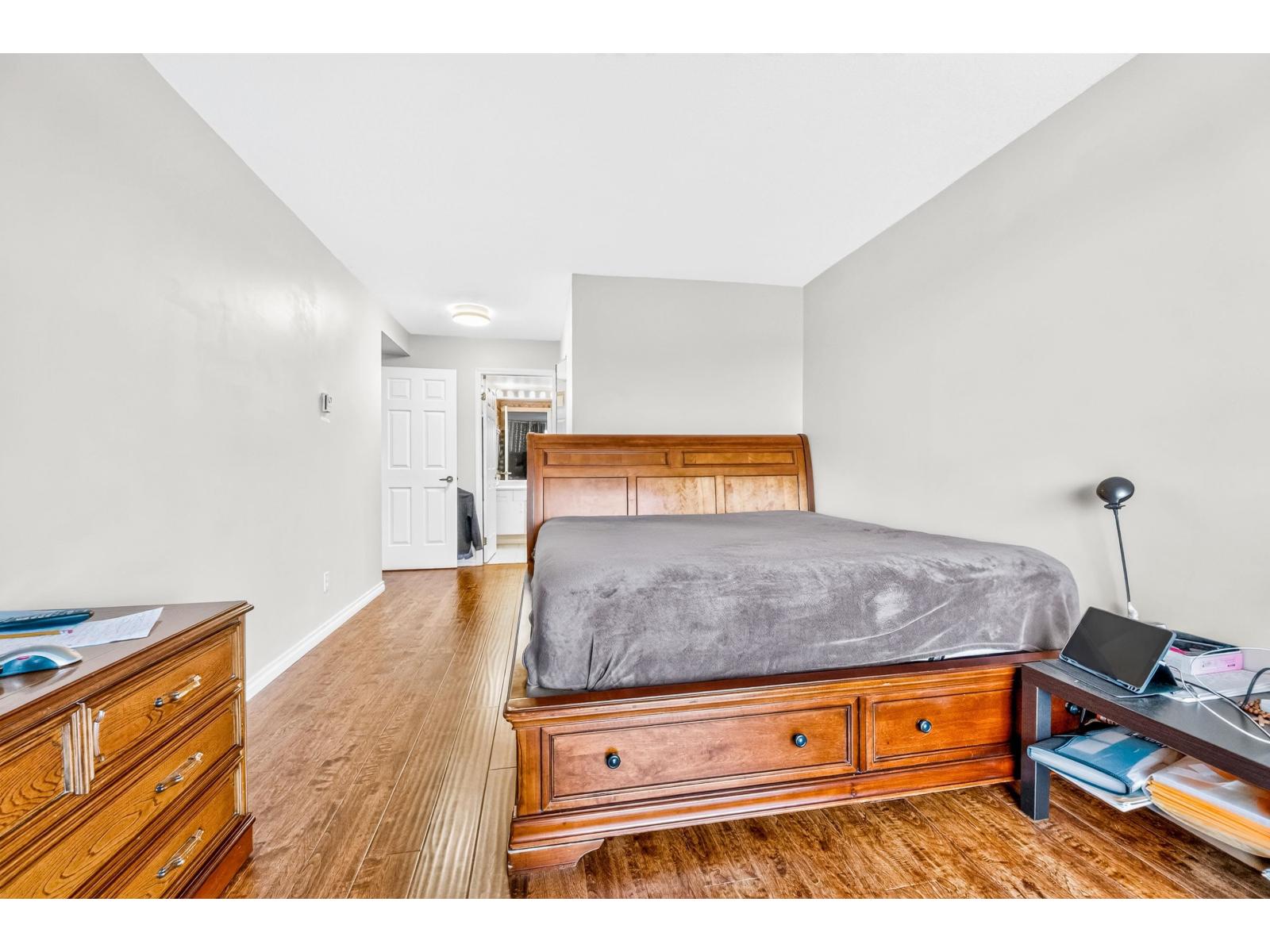 Photo of 1406 15030 101 AVENUE 22