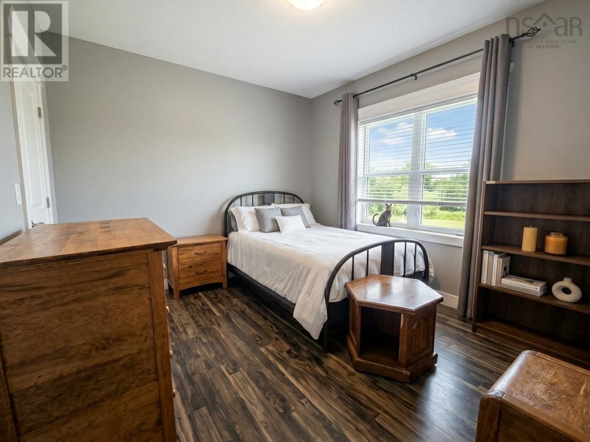 Property 13 of 32 of 158 Woodlawn Drive
