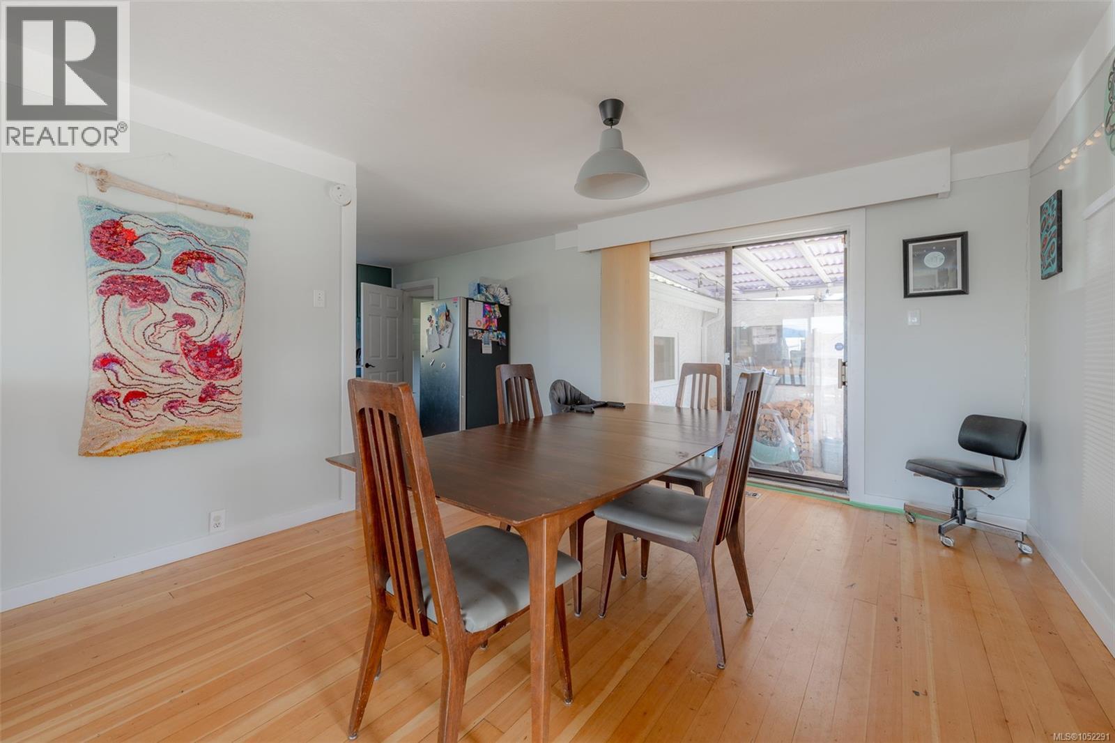 4891 David St - 13
