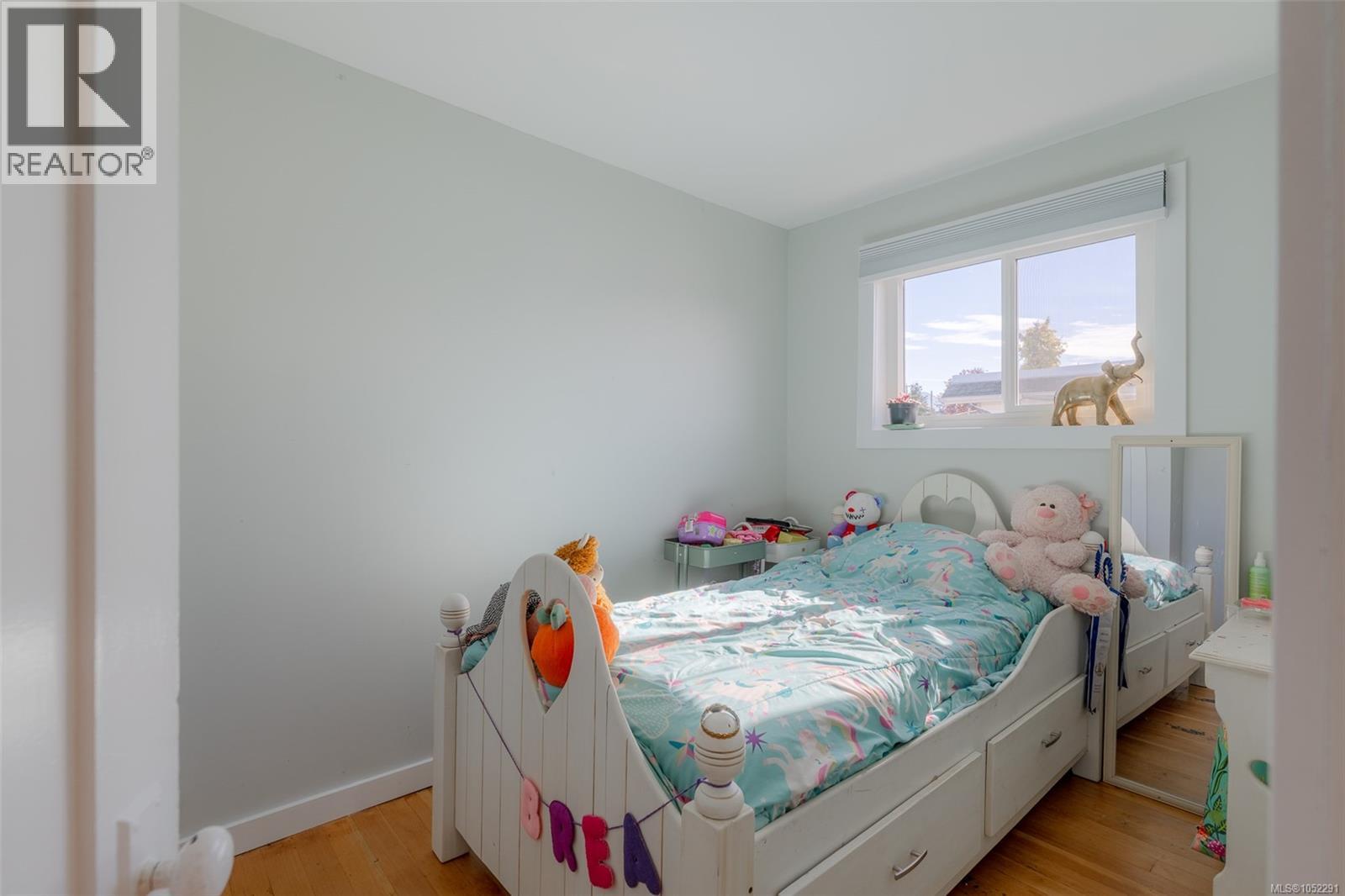 4891 David St - 20