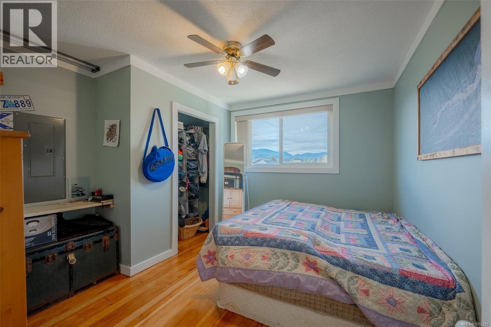 4891 David St - 21