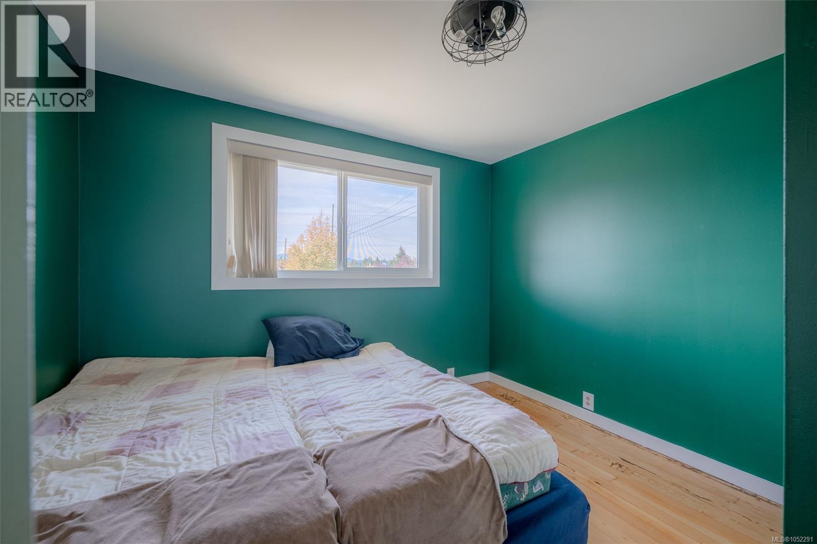 4891 David St - 22