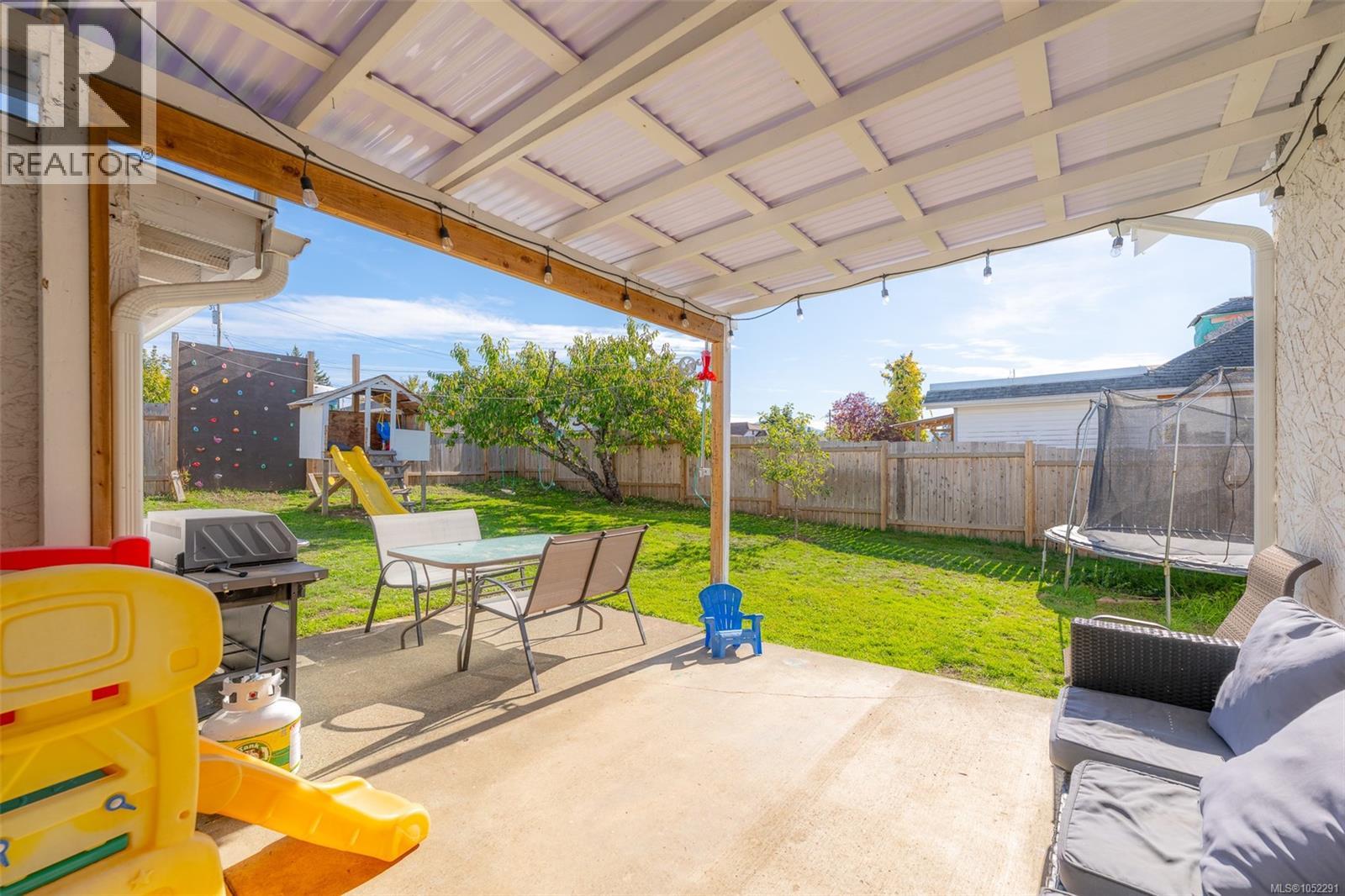 4891 David St - 41