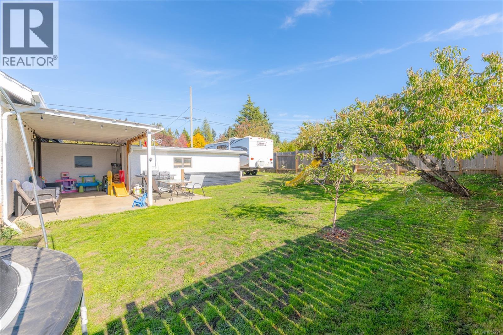 4891 David St - 42