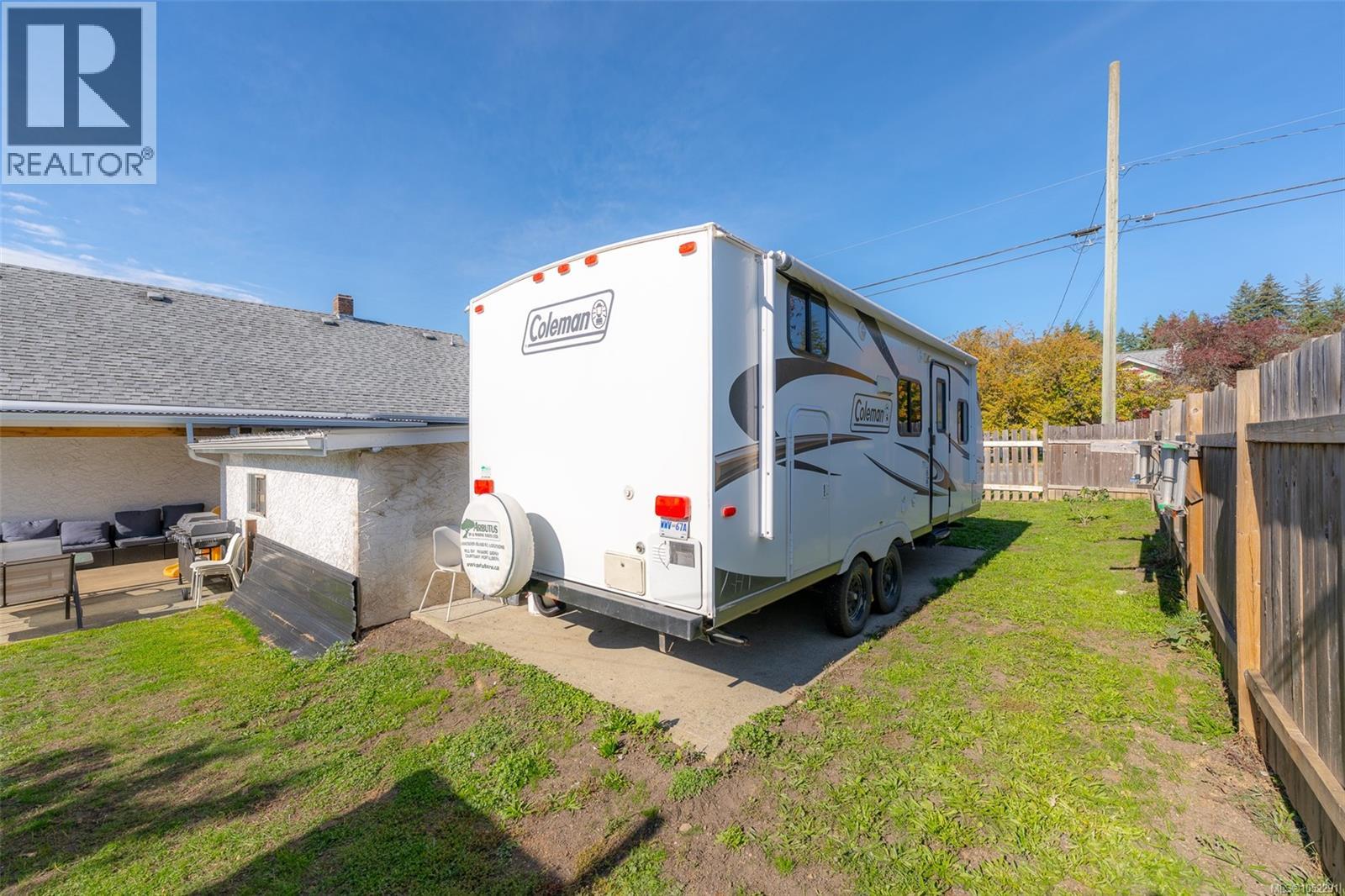 4891 David St - 46