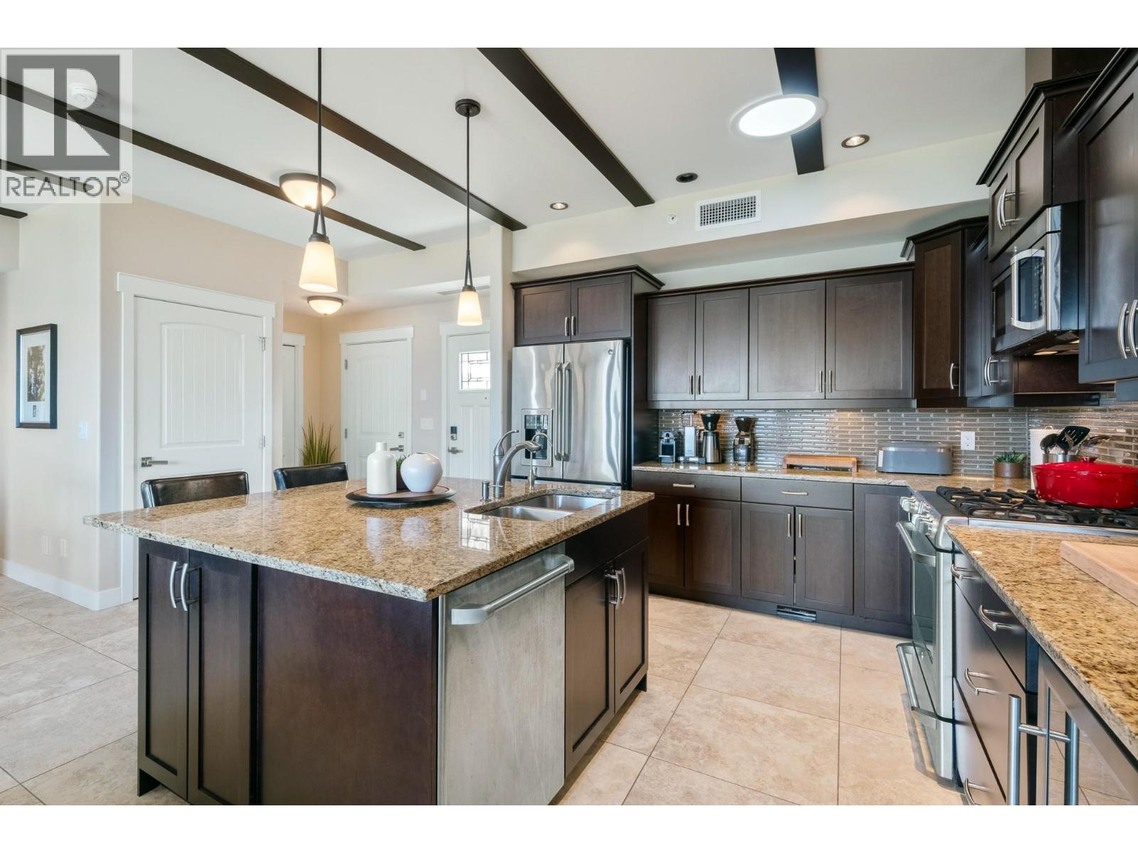 2000 Valleyview Drive Unit# 6, Osoyoos