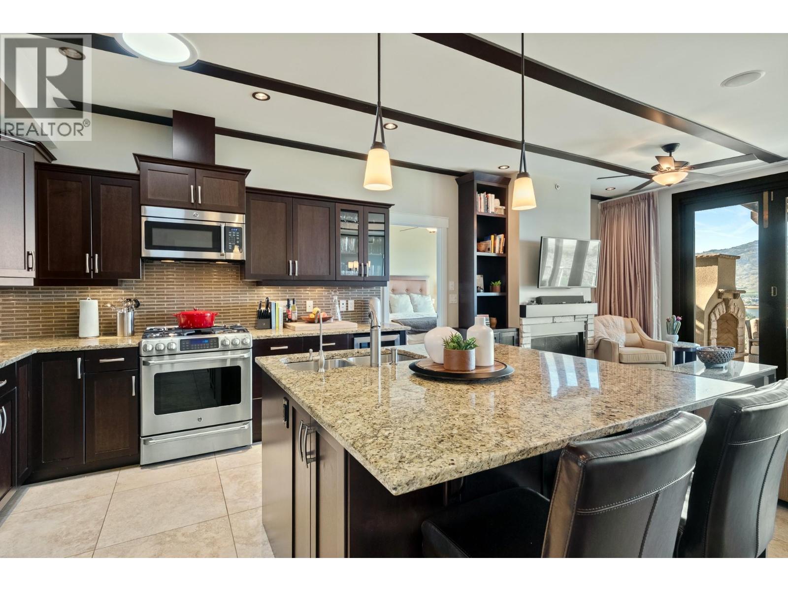 2000 Valleyview Drive Unit# 6, Osoyoos