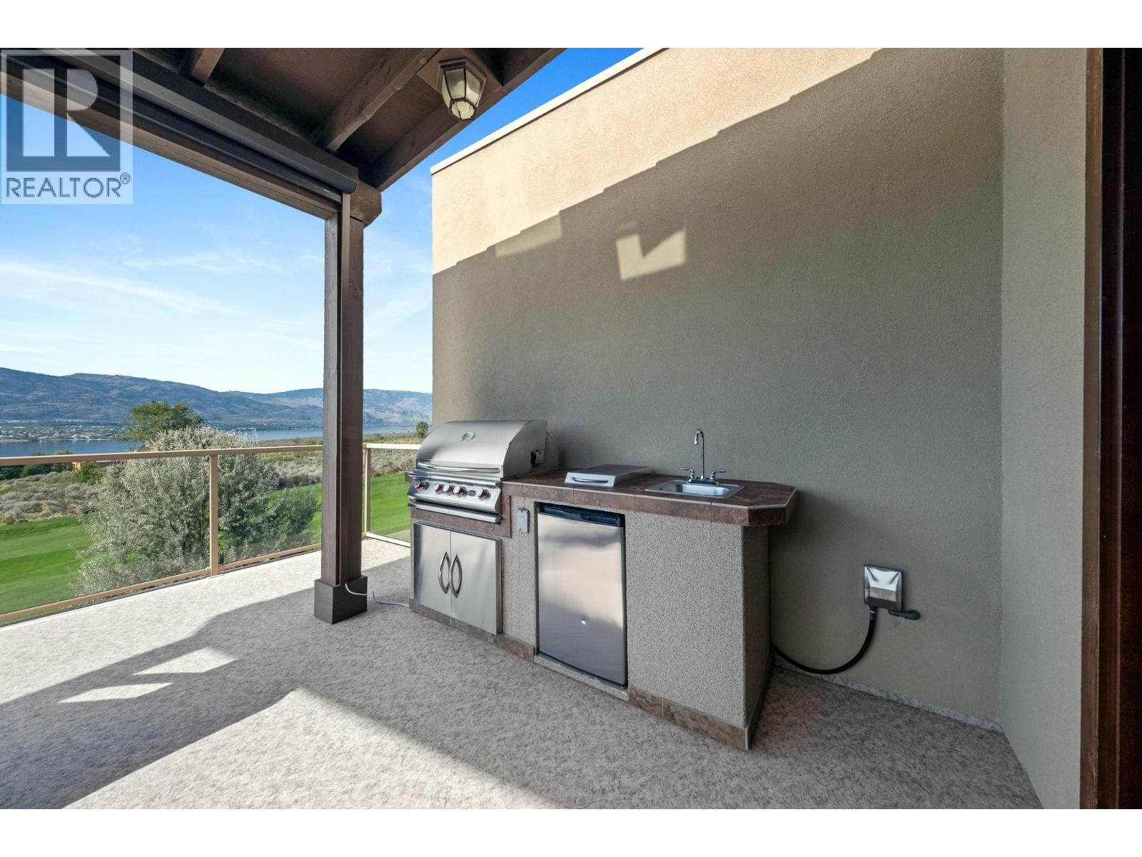 2000 Valleyview Drive Unit# 6, Osoyoos