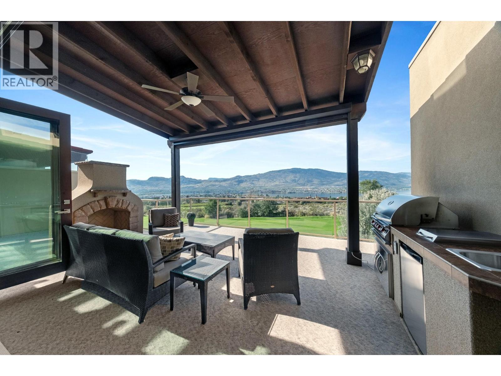 2000 Valleyview Drive Unit# 6, Osoyoos