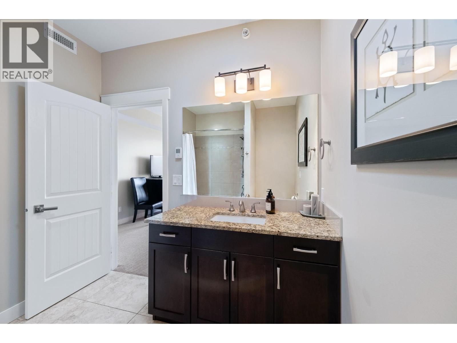 2000 Valleyview Drive Unit# 6, Osoyoos