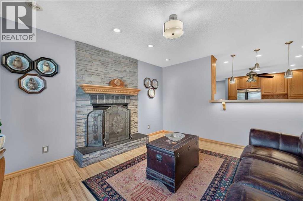 8331 33 Avenue NW - photo 12
