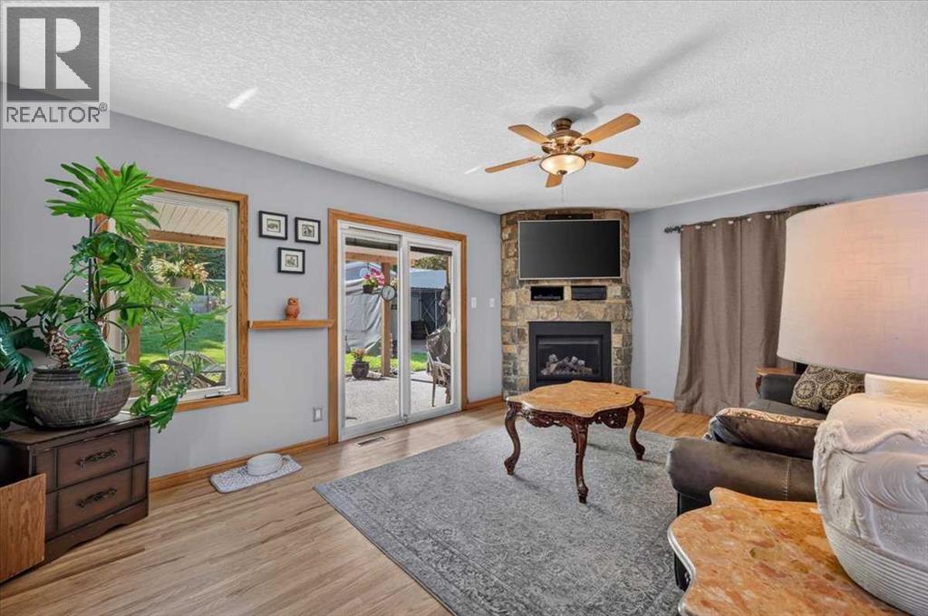 8331 33 Avenue NW - photo 32