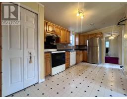 Sunroom - 27 High Street Estates, New Glasgow, NS B2H4B8 Photo 9
