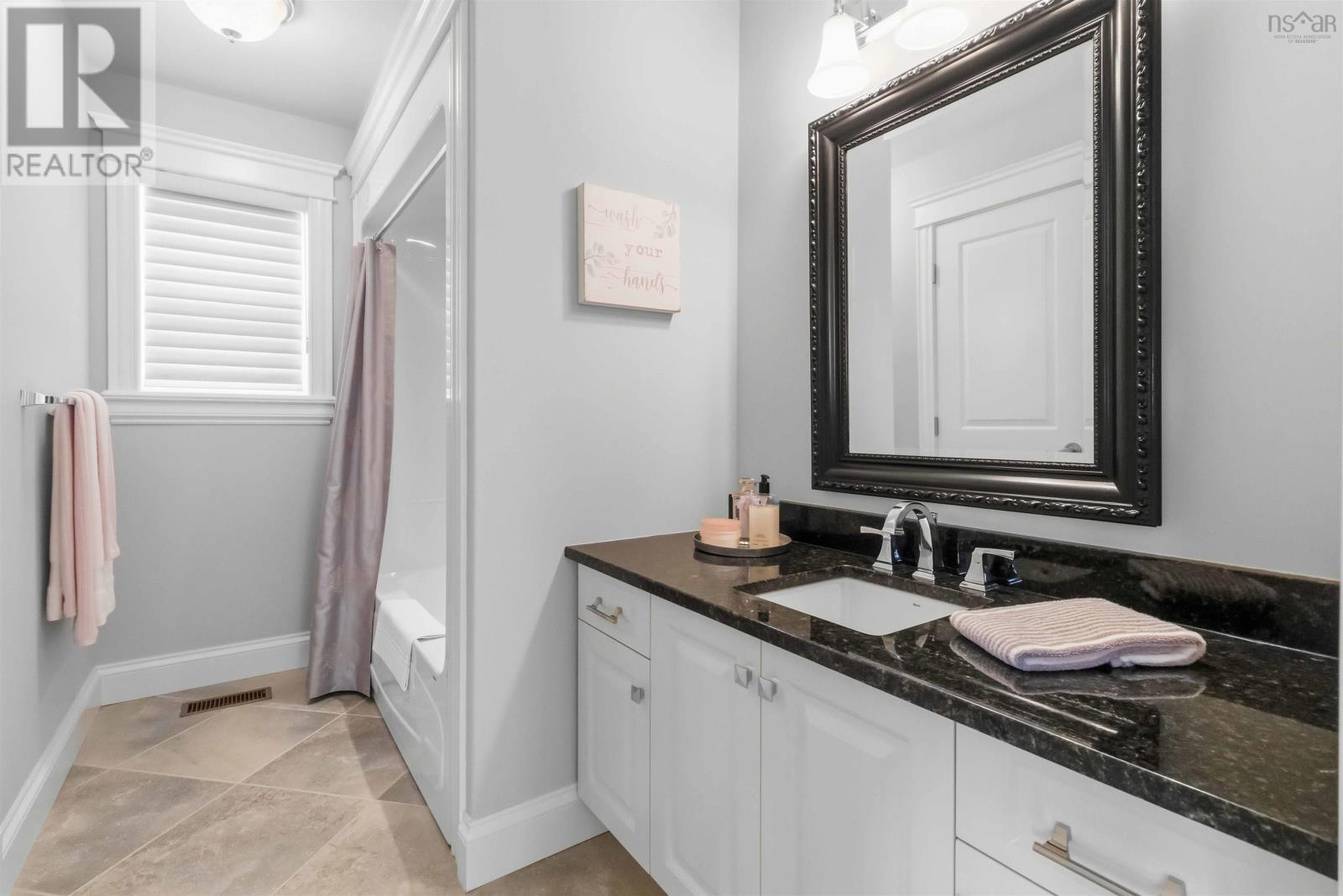 288 Bellbrook Crescent - 36