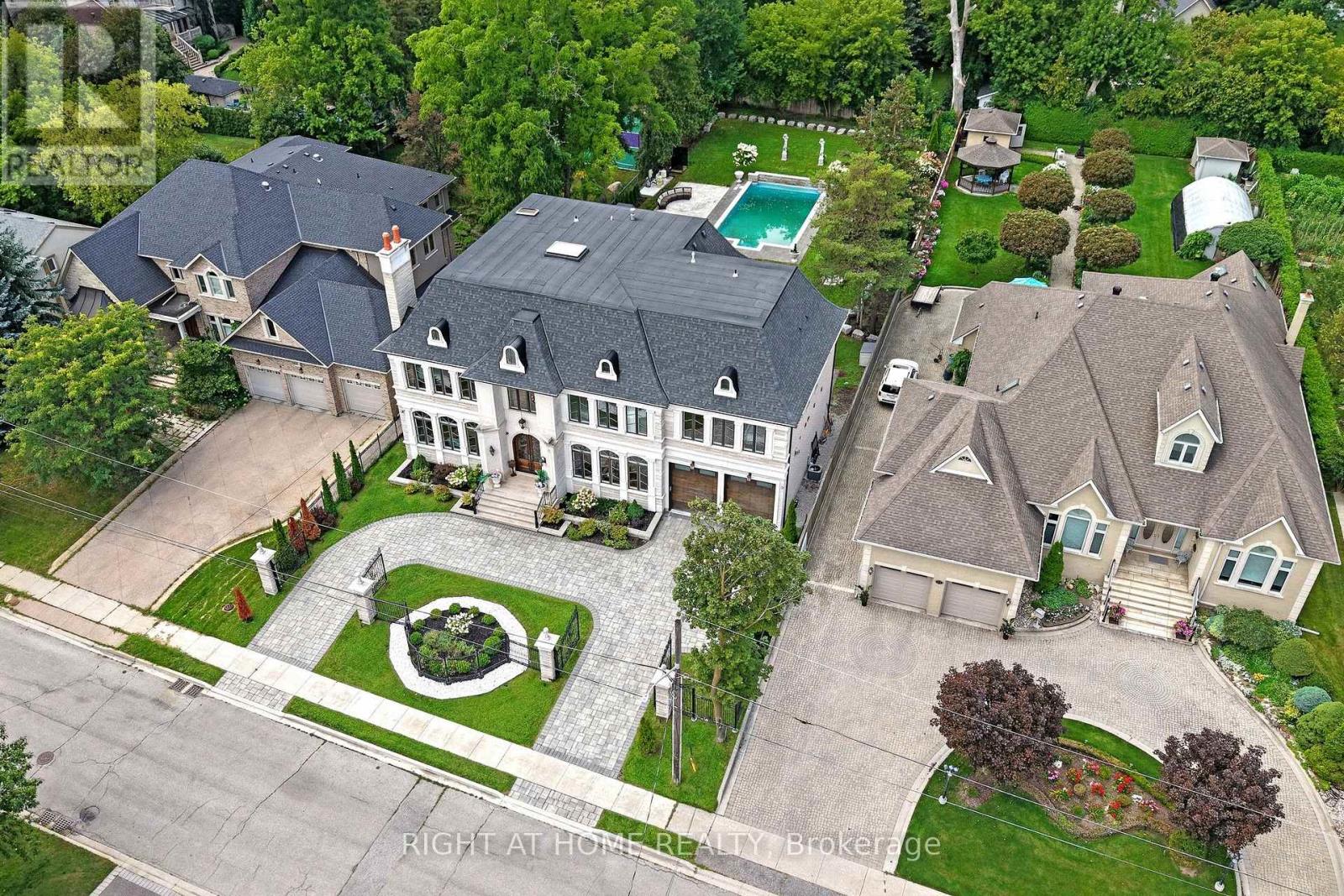 10 YONGEVIEW AVENUE, Richmond Hill (South Richvale) — photo 4