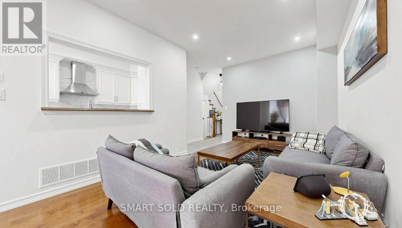 6 KINNEY GATE, Vaughan (Maple) — photo 9