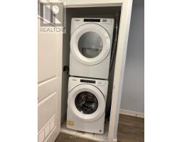 418 - 100 Eagle Rock Way, Vaughan, ON L6A5B9 Photo 7