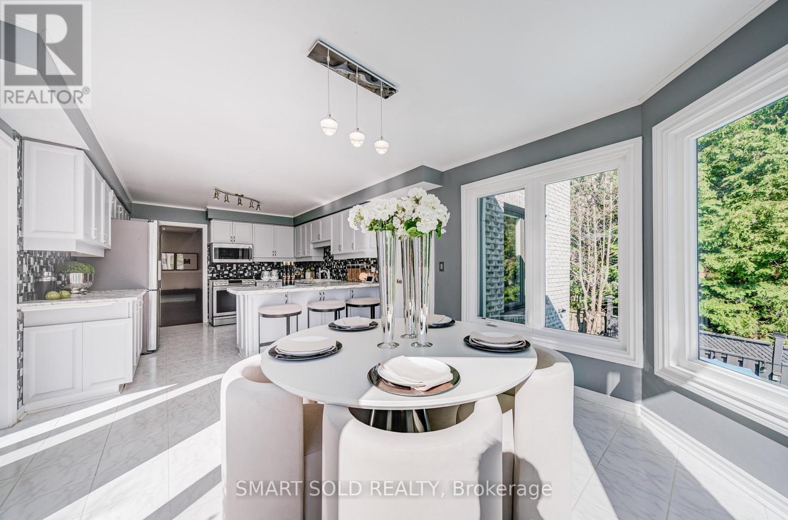 350 KIRBY CRESCENT - 20