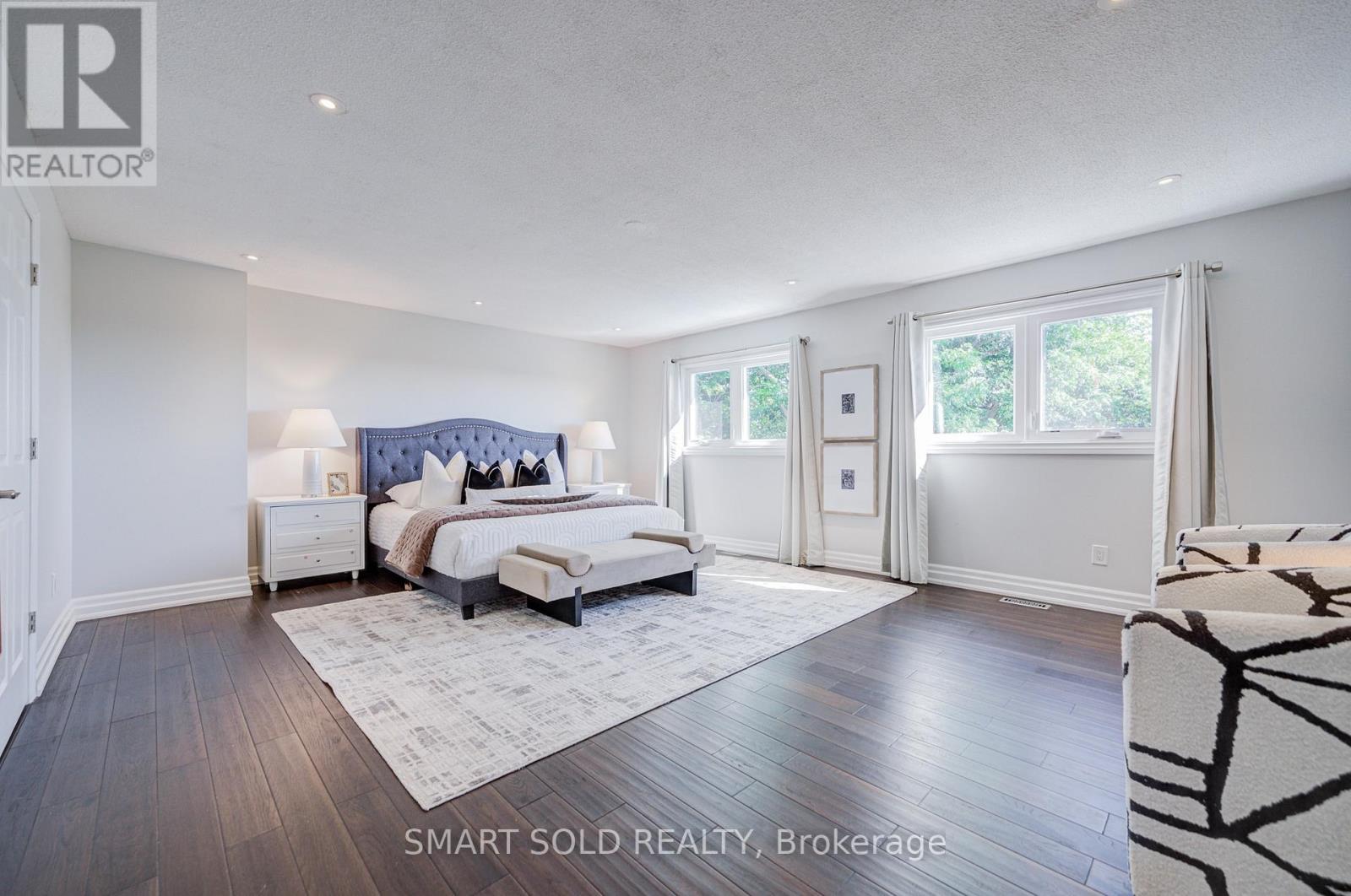 350 KIRBY CRESCENT - 29