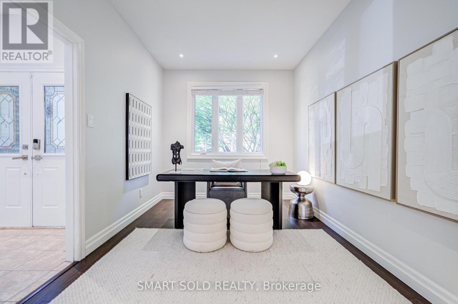 350 KIRBY CRESCENT - 7