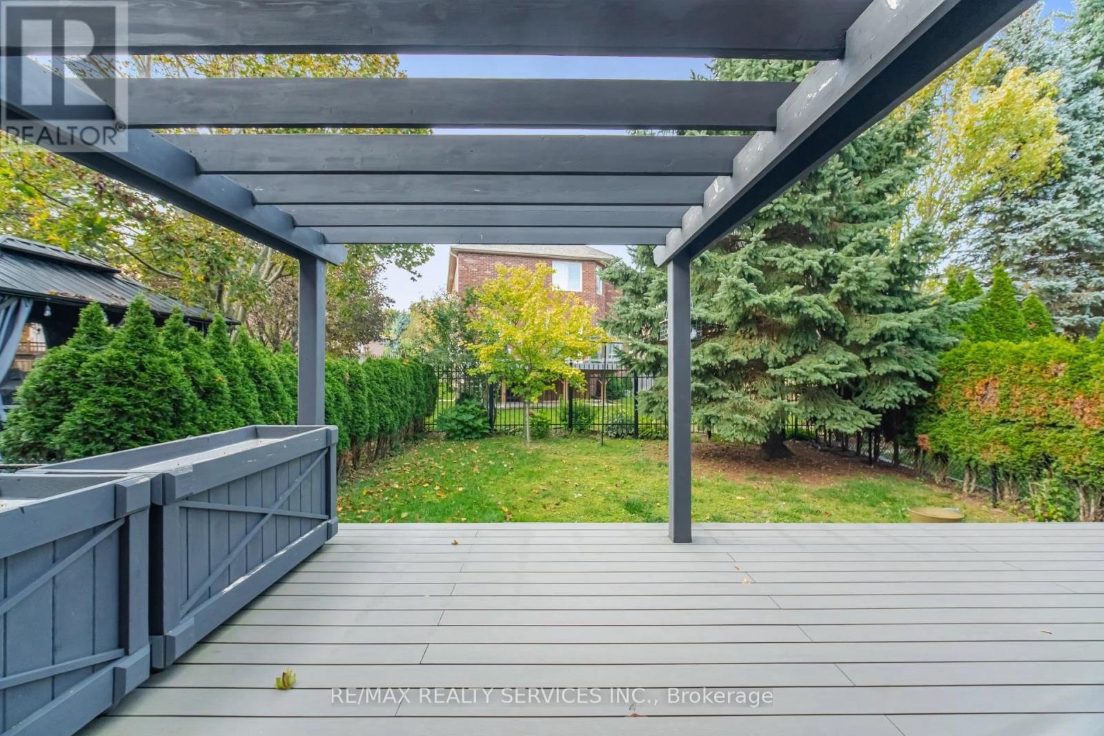 582 Plantation Gate — photo 31