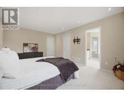 582 Plantation Gate, Newmarket, ON L3X2C2 Photo 23